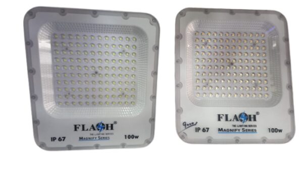 White Golden 100 W Flash company